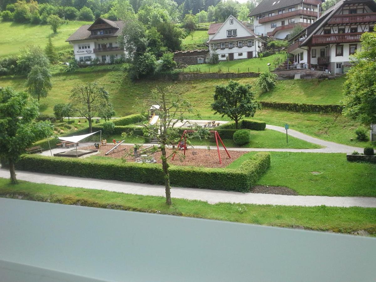 Appartamento Haus Laetsch Bad Peterstal-Griesbach Esterno foto